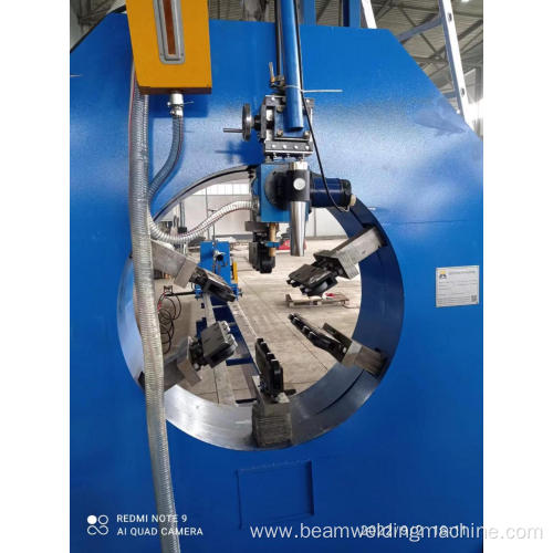 Tapered Street Light Pole Surface Polishing Machine